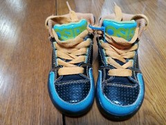 Osiris Little Kid Tod’s Size 5 BlackBlue Patent Leather Skate Shoes Bright Neon