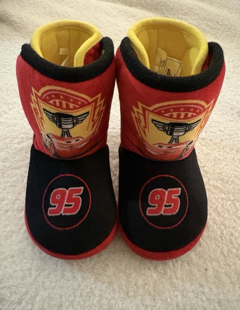 Disney Pixar Lightning McQueen Slipper Boots Red Black Yellow Kids Size 5/6