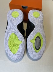 Nike Grade School Kyrie Flytrap 3 (GS) Basketball Shoes, BQ5620 001 6y