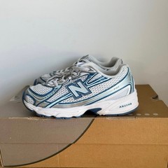 New Balance 740 Blue/White Kids Sneakers- SZ 1 Y