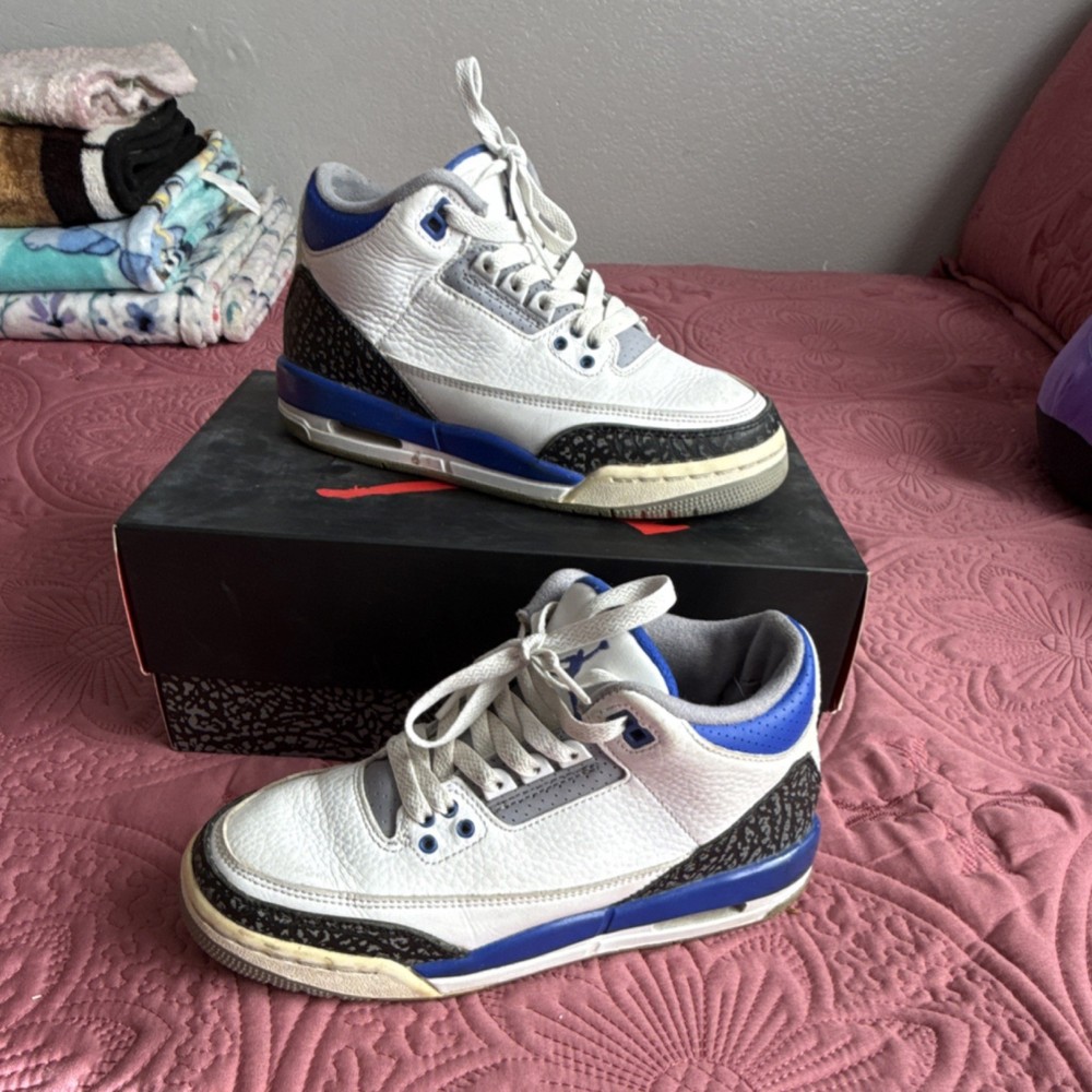 Jordan Air Jordan 3 Retro White Blue Black Leather Sneaker Unisex Kids 5.5Y
