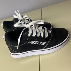 Heelys Pro 20 Black White Sneaker Wheels US Kids 4 EU 40.5 HE100757