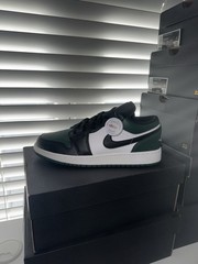Size 7 (GS) – Jordan 1 Low Green Toe