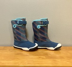 Plae Thandi Unisex Waterproof Boots, Blue/Multi – Size 12 Toddler (VGUC)