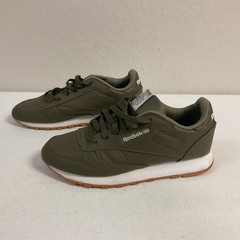 Reebok Classic Leather Junior Army Green Running Sneakers Size 6.5, Local Estate