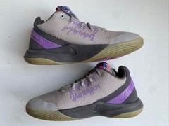 Nike Kyrie Flytrap 2 GS ‚Grey Violet‘ Size 7 Youth Girls Size 8.5 Grey Purple 