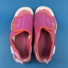 Keen Knotch River Open Toe Sandals Youth Size 3 Magenta Boy’s or Girl’s 1025643