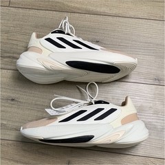 adidas Ozelia J