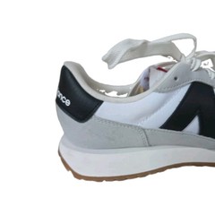 New Balance 237 White Grey Black GS237CG Big Kids Size 6 / Women’s 7.5 NWOB