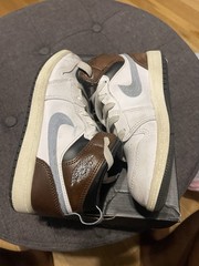 Jordan 1 Mid In White/brown/ Slate Blue In Kids Size 1Y Preschool