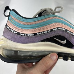 Nike Air Max 97 GS ‚Have a Nike Day‘ Multicolor Sneakers – Size 7Y – 923288 500