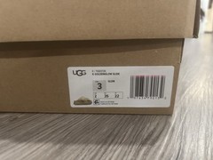 UGG K GOLDENGLOW SLIDE Yellow Synthetic Unisex Kids Sandals Size 3 US 35 EU