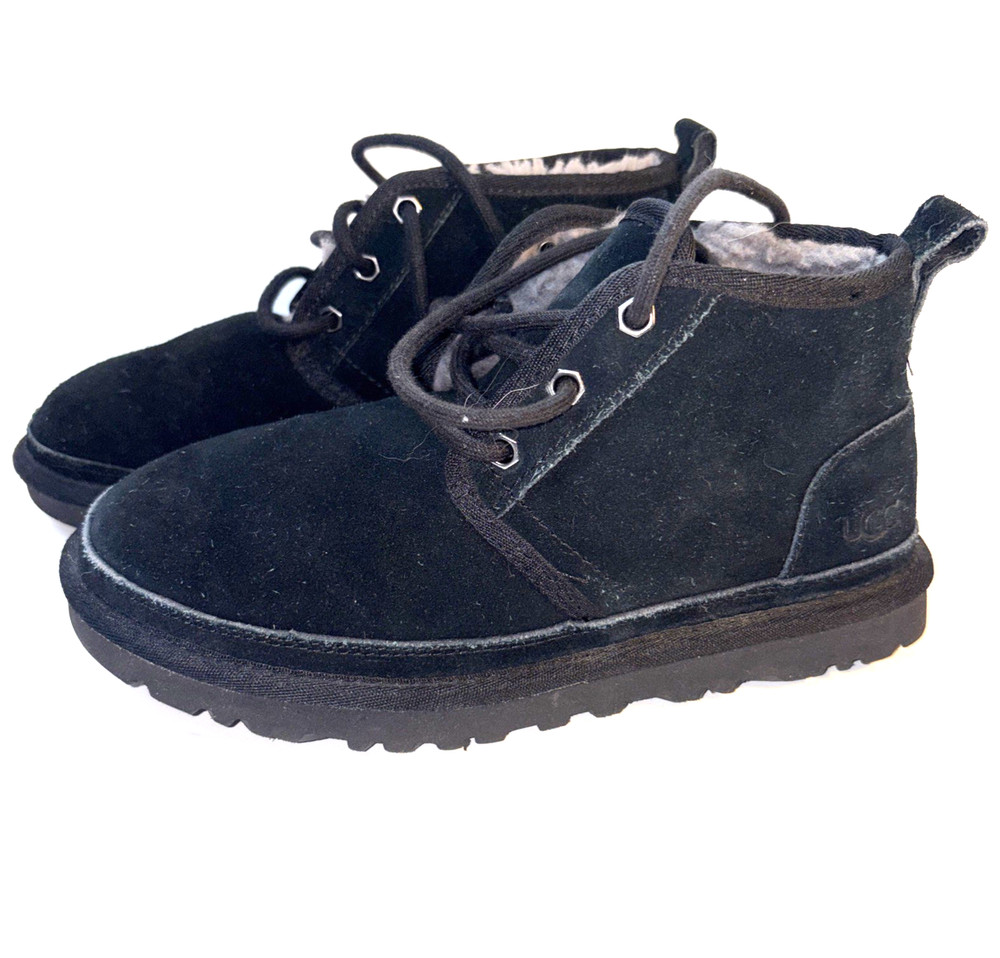 UGG Neumel Boots EU 37.5 (Youth Size 5) Black Suede Sheepskin Lined Ankle