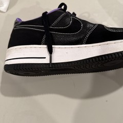 Nike Air Force 1 Low ’07 LV8 ‚World Champ‘ Youth Size 7Y Black Purple DQ0300-001