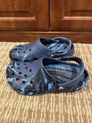 Crocs Classic Marbled Clog Toddler Size J6 Navy Blue Water Friendly NEW