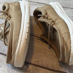 Hey Dude Wally Youth Y2/L3 Tan Brown Canvas Slip On Casual Shoes Lightweight