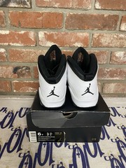 Size 6Y – Jordan 10 Retro Verde Preowned Original Box 705180 118