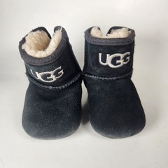UGG Toddler Classic Mini Bootie Size 2/3 EU 18 Black Suede Sheepskin Lined Shoe