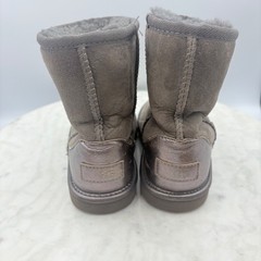 UGG Australia Grey Suede Sheepskin Lined Boots Youth Girls Size 12 Warm Comfort