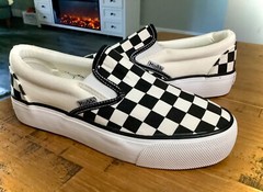 NEW UNISEX MUDD BLACK/WHITE CHECKERED SLIP ON SKATER SHOES SNEAKERS WOMENS SZ 7