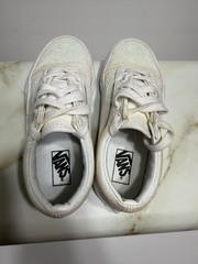 Vans White Glitter Old Skool Off The Wall Skater Shoes Sneakers Girl’s Sz 1.5