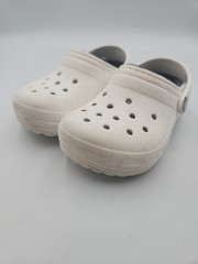 Crocs Kids Size C9 Unisex Classic Lined Clog Shoe – White 203506
