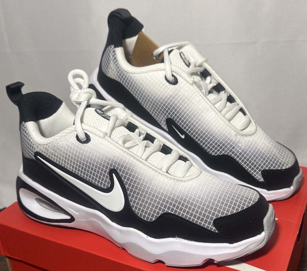 Kids Size 4Y Air Max Nova Black/White Basketball Shoes