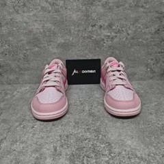 Level SS/New – Nike Dunk Low Triple Pink – DH9756-600