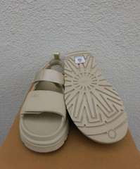 UGG SEA SALT GOLDENGLOW PLATFORM STRAPPY SANDALS, KIDS US 1/ EUR 32.5 ~NIB