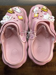 HELLO KITTY Sanrio Characters Pink Clogs Shoes Size 3.5-4.5 NEW