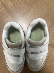 Cat and Jack Cream and Tan Classic Hook and Loop Closed Top Sneakers Kids 10