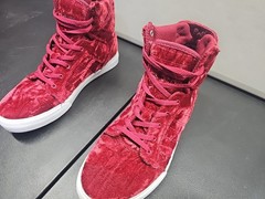 SUPRA Skytop Dark Ruby Velvet / White 58062-643-M Kids Size 6. 5 US