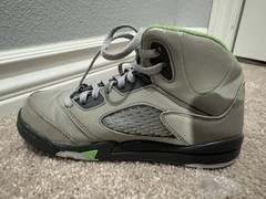 Size 2 (PS) – Jordan 5 Retro 2022 Mid Green Bean