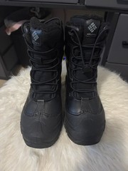 Columbia Bugaboot Plus IV Omni-Heat Winter Boots Kids Size 5