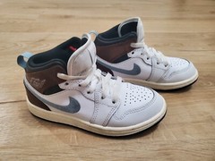 Little Kid’s Jordan 1 Mid SE White/Blue Grey-Black-Sail (FQ8220 142) Size 11.5