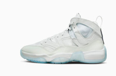 Sz 5 Y – JumpMan Two Trey (GS) DQ8431 104