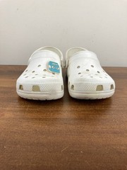 Crocs Classic White Clog Shoes Junior Size 1 Unisex with One Charm Pre Owned