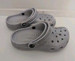 Crocs Clogs Sandals Girls Sz J 1 Gray/Purple Sparkle