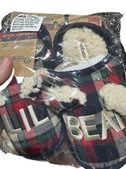 DEARFOAMS UNISEX LIL BEAR PLAID HOILDAY CHRISTMAS CLOG SLIPPERS NWT kids 11/12