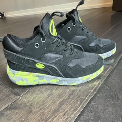 Heelys Force Unisex Kids Wheeled Sneakers Black/Gray/Green US 1