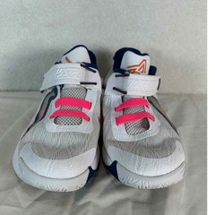 Nike Giannis Immortality 2 Sneakers Low Top Hook Loop White Pink Blue Size 2.5