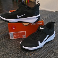 Nike Omni Multi-Court (PS) Low Top Sneakers Black/White 12C DM9026-002