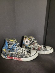 Chuck Taylor Dark Knight Converse, Junior Size 2