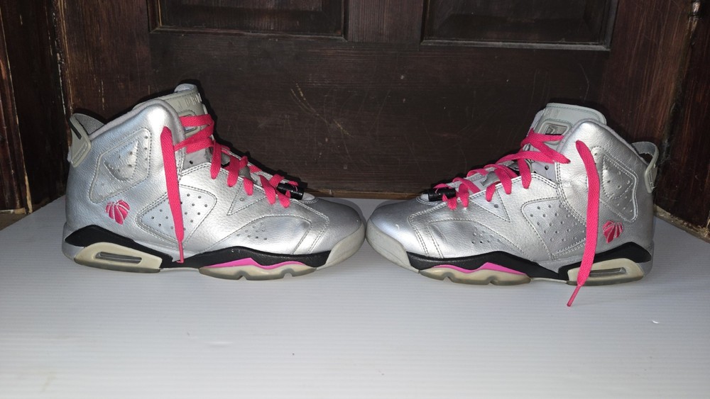 Jordan 6 Retro Mid Valentines Day SIZE 7Y 👟 (GS)