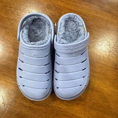 RUGGED SHARK Blue Sherpa Lined Back Ankle Strap Clogs Size 11 Kids