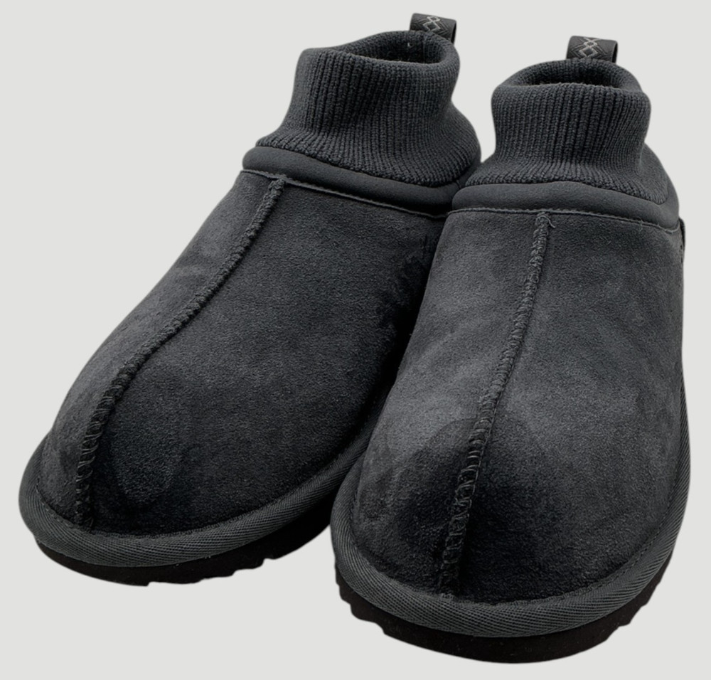 Ugg Classic Ultra Stretch Cuff Big Kid’s Size 6 Obsidian Boots