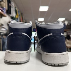 Size 7Y – Jordan 1 Mid Wolf Grey Midnight Navy (GS) (DQ8423-104)
