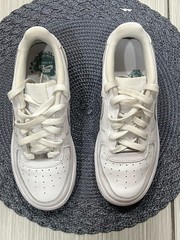 Nike Air Force 1 Low LE (GS) Triple White (FV5951 111) KIDS Size 4Y Pre Owned