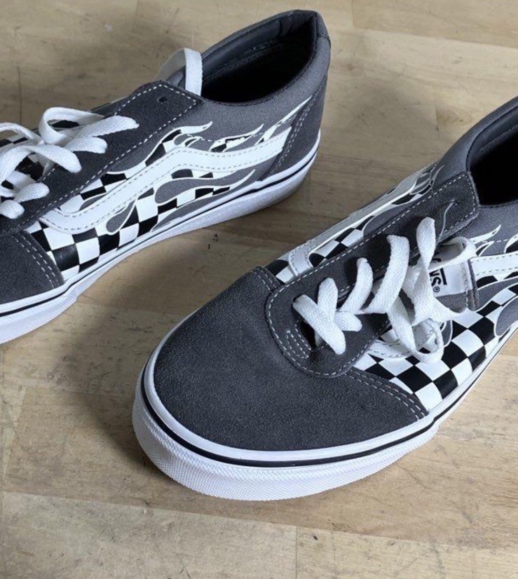 Vans Ward Flame Check Sneakers Grey Checkerboard – Youth 7 / Women’s 8.5 – NWOB