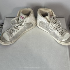 Nike Blazer Mid 77 SE White Purple Black FB9125-101 Sz 7Y Women’s Sz 8.5